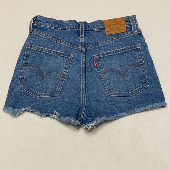 Levi’s Premium Ribcage Denim Short Sz 27 - Picture 10 of 10